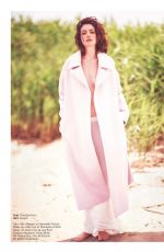 ANNE HATHAWAY in Glamour Magazine, K October 2015 Issue