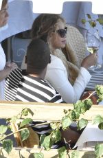 BEYONCE KNOWLES Out for Lunch at La Conca Del Sogno in Nerano 09/10/2015