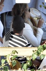 BEYONCE KNOWLES Out for Lunch at La Conca Del Sogno in Nerano 09/10/2015
