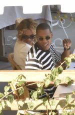 BEYONCE KNOWLES Out for Lunch at La Conca Del Sogno in Nerano 09/10/2015