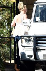 BRITNEY SPEARS Heading to a Dance Studio in Calabasas 09/29/2015