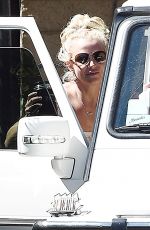 BRITNEY SPEARS Heading to a Dance Studio in Calabasas 09/29/2015