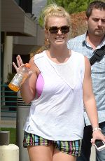 BRITNEY SPEARS Leaves a Gym in Westlake Village 09/02/2015