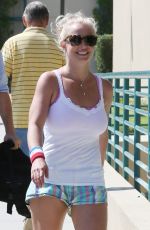 BRITNEY SPEARS Out and About in Calabasas 09/22/2015