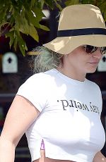 BRITNEY SPEARS Out and About in Westlake Village 09/14/2015