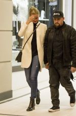 CAMERON DIAZ Leaves Sake Restaurant in Sydney 08/27/2015