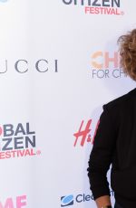 CAMREN BICONDOVA at 2015 Global Citizen festival to End Extreme Poverty by 2030 in New York 09/26/2015