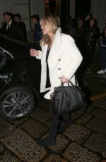 CARA DELEVINGNE and KATE MOSS Out for Dinner at Bice in Milan 09/23/2015