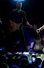 CARRIE UNDERWOON Performs at Surprise Pop-up Concert in Atlanta 09/18/2015