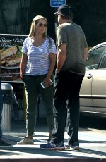 ELIZABETH BARKLEY Leaves Urth Cafe 09/02/2015