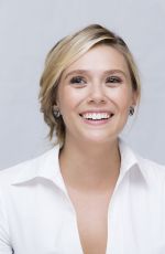 ELIZABETH OLSEN at I Saw the Light Photocall at 2015 TIFF 09/13/2015