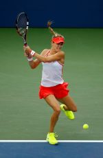 EUGENIE BOUCHARD at 2015 US Open in New York, Day 5, 09/04/2015