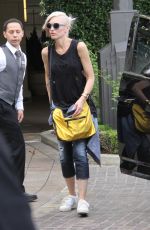 GWEN STEFANI Out Shopping at the Grove 09/12/2015