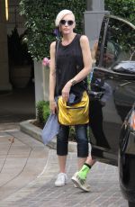 GWEN STEFANI Out Shopping at the Grove 09/12/2015