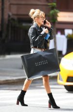 HAILEY BALDWIN Out Shopping in New York 09/11/2015