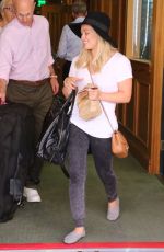 HILARY DUFF Leaves a Doctor