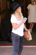 HILARY DUFF Leaves a Doctor