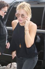 KATE HUDSON Arrives at Los Angeles International Airport 08/31/2015