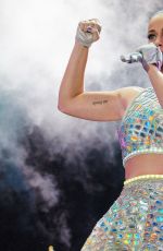 KATY PERRY Performing at 2015 Rock in Rio in Rio De Janeiro 09/27/2015