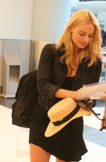 MARGOT ROBBIE Arrives at Toronto International Airport 08/28/2015