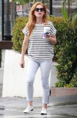 ISLA FISHER at The Coffee Bean & Tea Leaf in Sherman Oaks 09/15/2015