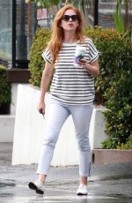 ISLA FISHER at The Coffee Bean & Tea Leaf in Sherman Oaks 09/15/2015