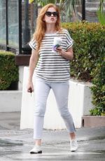 ISLA FISHER at The Coffee Bean & Tea Leaf in Sherman Oaks 09/15/2015
