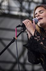 JACQUIE LEE Performs at White River State Park in Indianapolis 07/22/2015
