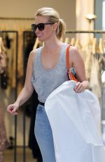 JANUARY JONES Shopping at Zimmermann on Melrose Place in West Hollwood 09/23/2015