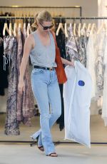 JANUARY JONES Shopping at Zimmermann on Melrose Place in West Hollwood 09/23/2015