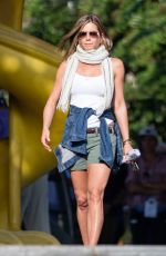 JENNIFER ANISTON on the Set of Mothers Day in Atlanta 09/11/2015