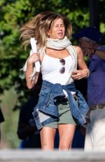 JENNIFER ANISTON on the Set of Mothers Day in Atlanta 09/11/2015