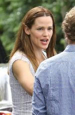 JENNIFER GARNER Arrives at a Baby Shower in Bel Air 09/03/2015