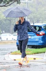 JENNIFER GARNER Our and About in Brentwood 09/15/2015