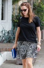 JENNIFER GARNER Out and About in Los Angeles 09/10/2015