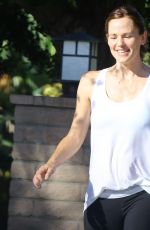 JENNIFER GARNER Out Jogging in Los Angeles 08/30/2015
