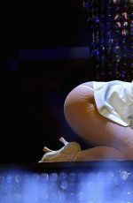 JENNIFER LOPEZ Performs at 2015 iHeartradio Music Festival in Las Vegas 09/19/2015