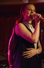 JESS GLYNNE Performs at Barboza in Seattle 09/26/2015