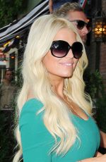 JESSICA SIMPSON Arrives at Her Hotel in New York 09/09/2015