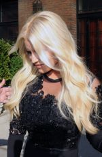 JESSICA SIMPSON Leaves Her Hotel in New York 09/08/2015