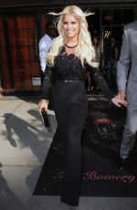 JESSICA SIMPSON Leaves Her Hotel in New York 09/08/2015