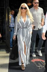 JESSICA SIMPSON Leaves Her Hotel in New York 09/11/2015