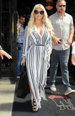 JESSICA SIMPSON Leaves Her Hotel in New York 09/11/2015