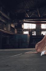 JOANNA JOJO LEVESQUE on the Set of Her When Love Hurts Music Video 09/01/2015
