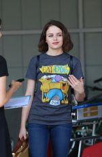 JOEY KING Arrives at Airport in Montreal 09/06/2015