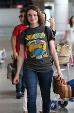 JOEY KING Arrives at Airport in Montreal 09/06/2015