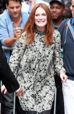 JULIANNE MOORE Out and About in Toronto 09/11/2015