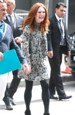 JULIANNE MOORE Out During 2015 Toronto International Film Festival in Toronto 09/11/2015