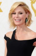 JULIE BOWEN at 2015 Emmy Awards in Los Angeles 09/20/2015