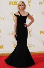 JULIE BOWEN at 2015 Emmy Awards in Los Angeles 09/20/2015